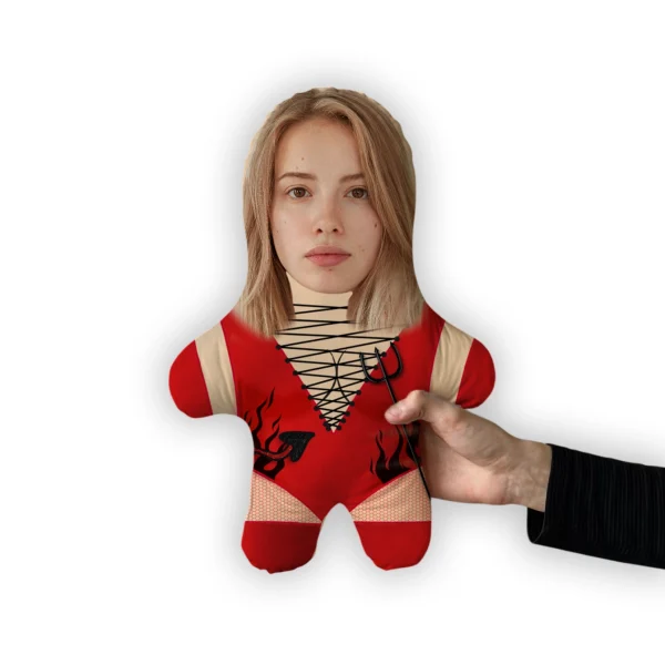 Персоналізована подушка з обличчям Дияволиця MiniMe - Image 2